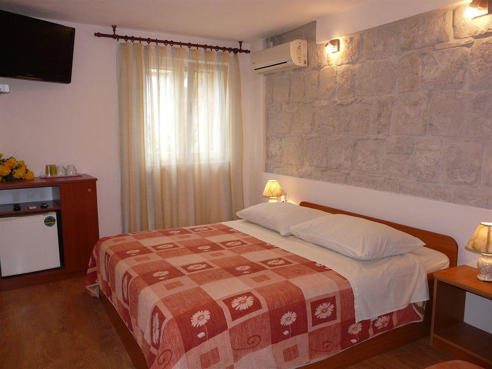 Guesthouse Pjaceta Split Kültér fotó