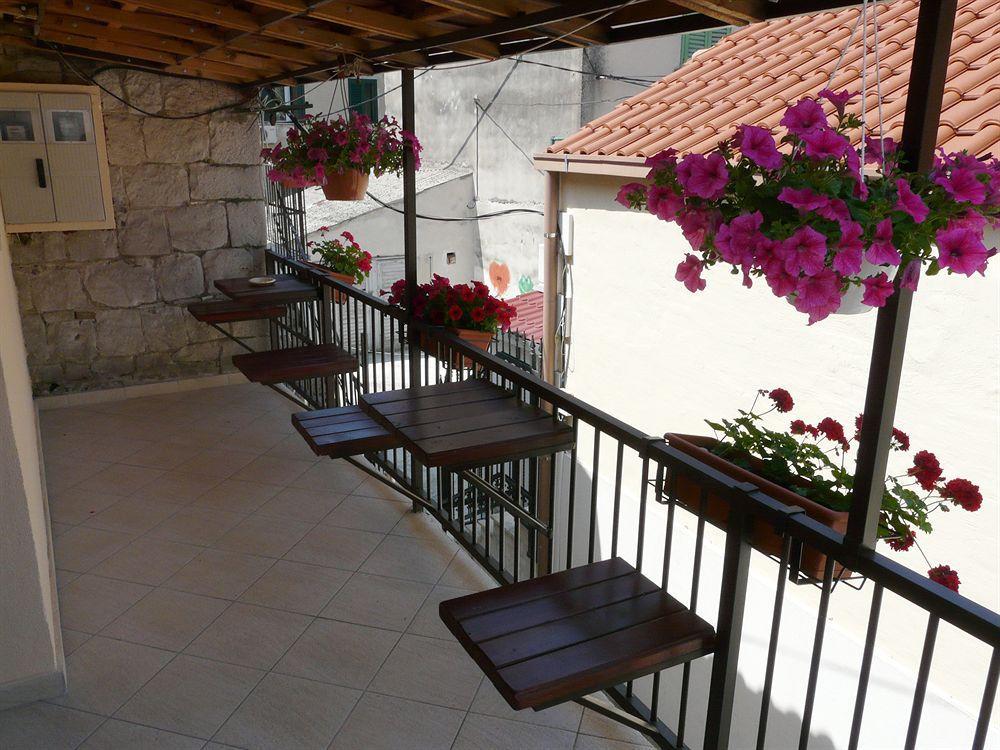 Guesthouse Pjaceta Split Kültér fotó